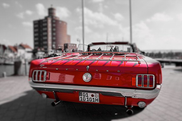 O wie Oldtimer (Ford Mustang Convertible am Eckernförder Hafen)