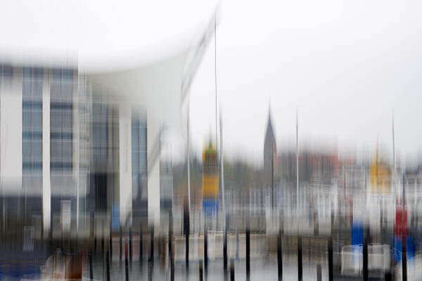 V wie verwackelt (Hafen von Eckernförde)