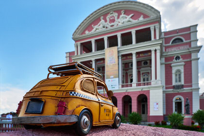 Taxi zum „Teatro Amazonas“, Manaus, Brasilien