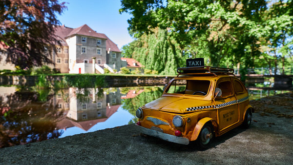 Taxi zum Wasserschloss Mellenthin, Usedom, Deutschland